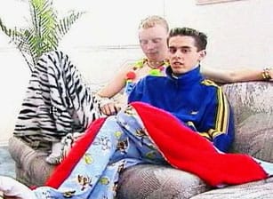 3250_hot_twink_studs_05_01