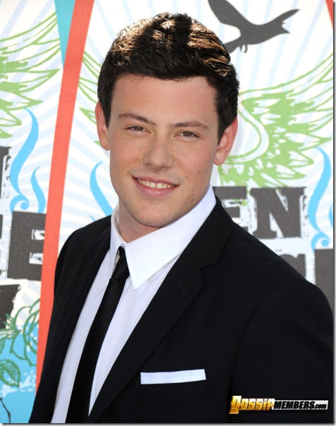 arrives at the 2010 Teen Choice Awards at Gibson Amphitheatre on August 8, 2010 in Universal City, California. arrives at the 2010 Teen Choice Awards at Gibson Amphitheatre on August 8, 2010 in Universal City, California.