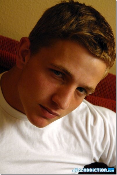 jizzaddiction-Getting_Off_With_Fleshjack (6)