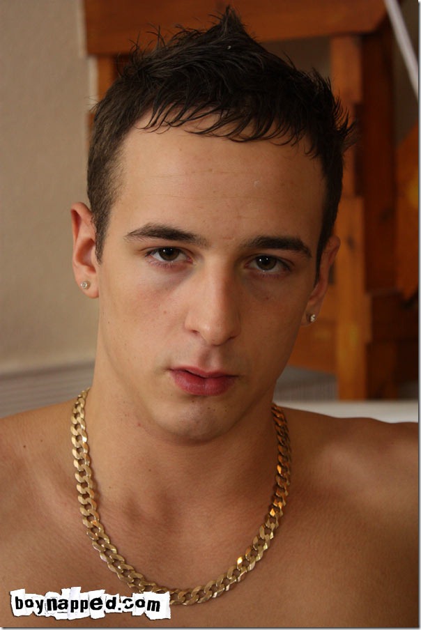 boynapped-luke_desmond