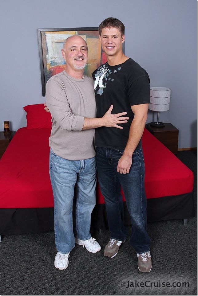 jakecruise-aaron_rivers-serviced (1) jakecruise-aaron_rivers-serviced (1)